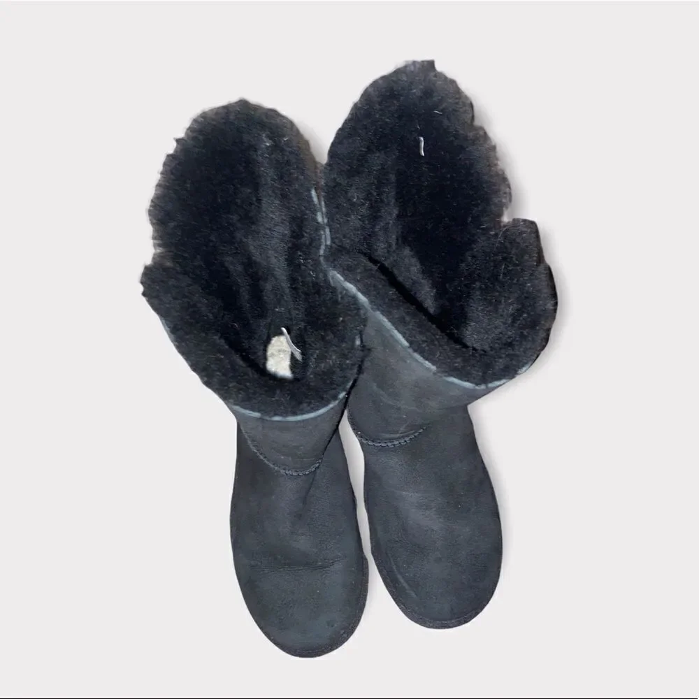 Lamo Black  Suede Winter Boots Size 9